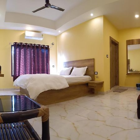 Krazyrooms, Kaziranga Exterior photo