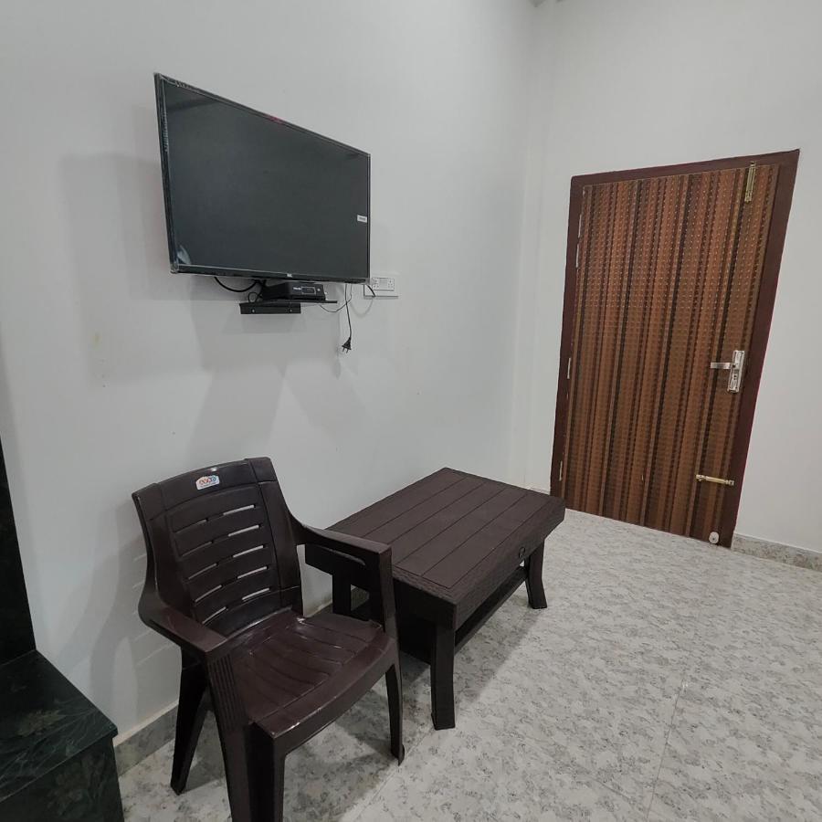 Krazyrooms, Kaziranga Exterior photo