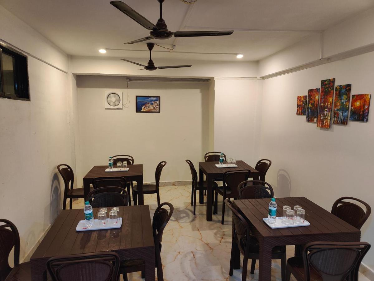 Krazyrooms, Kaziranga Exterior photo