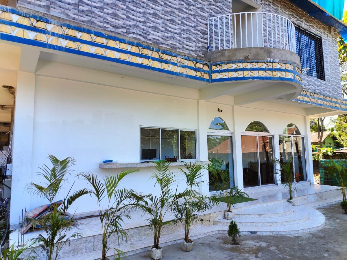 Krazyrooms, Kaziranga Exterior photo