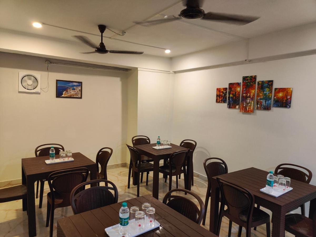 Krazyrooms, Kaziranga Exterior photo
