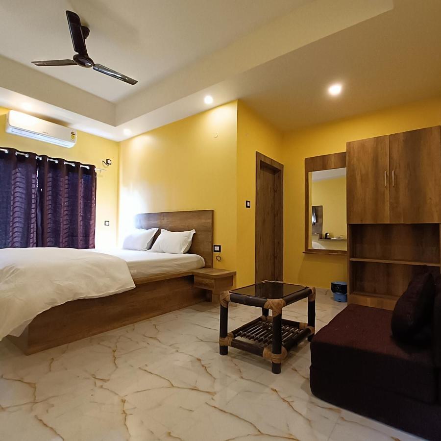 Krazyrooms, Kaziranga Exterior photo