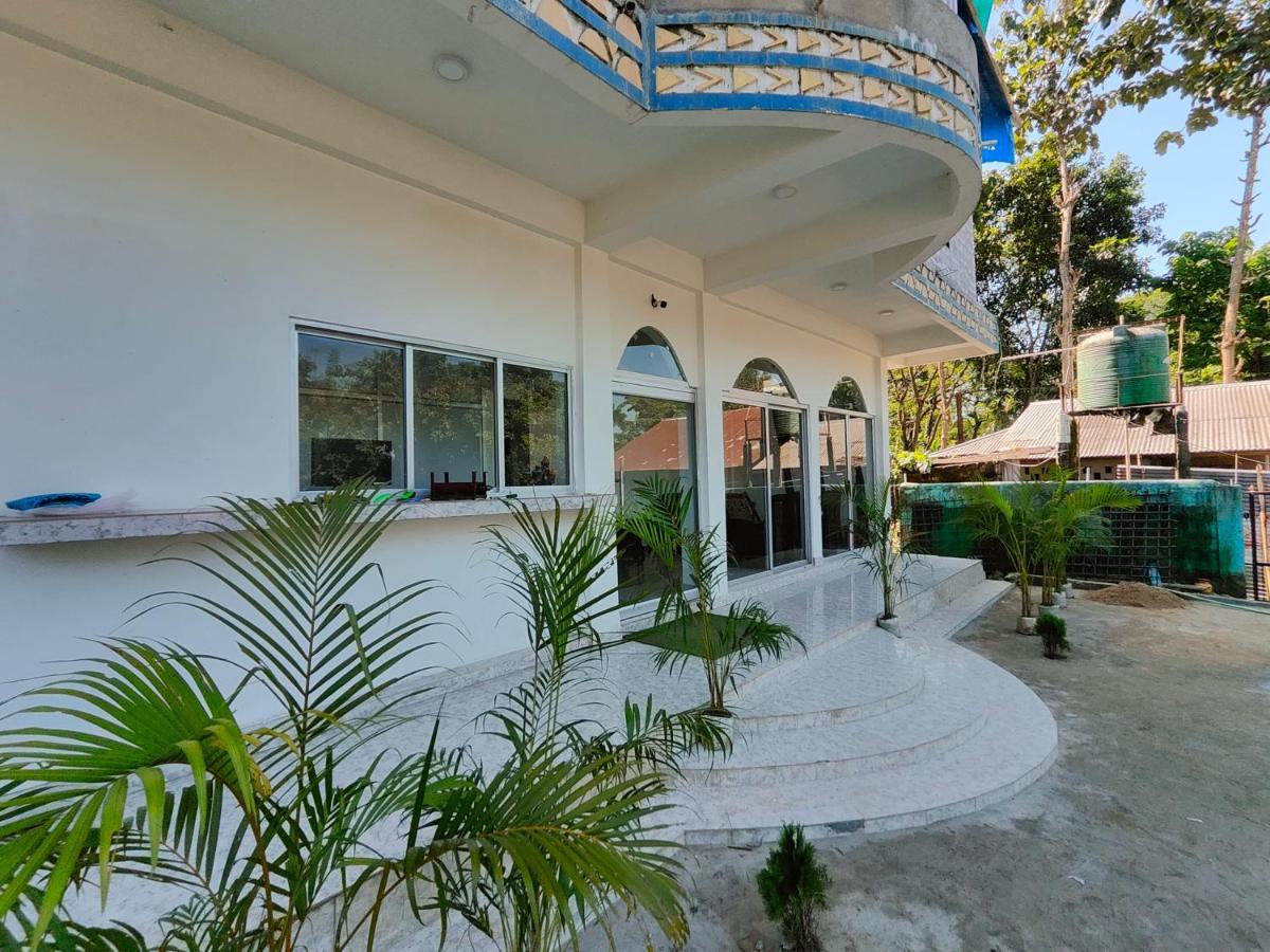 Krazyrooms, Kaziranga Exterior photo