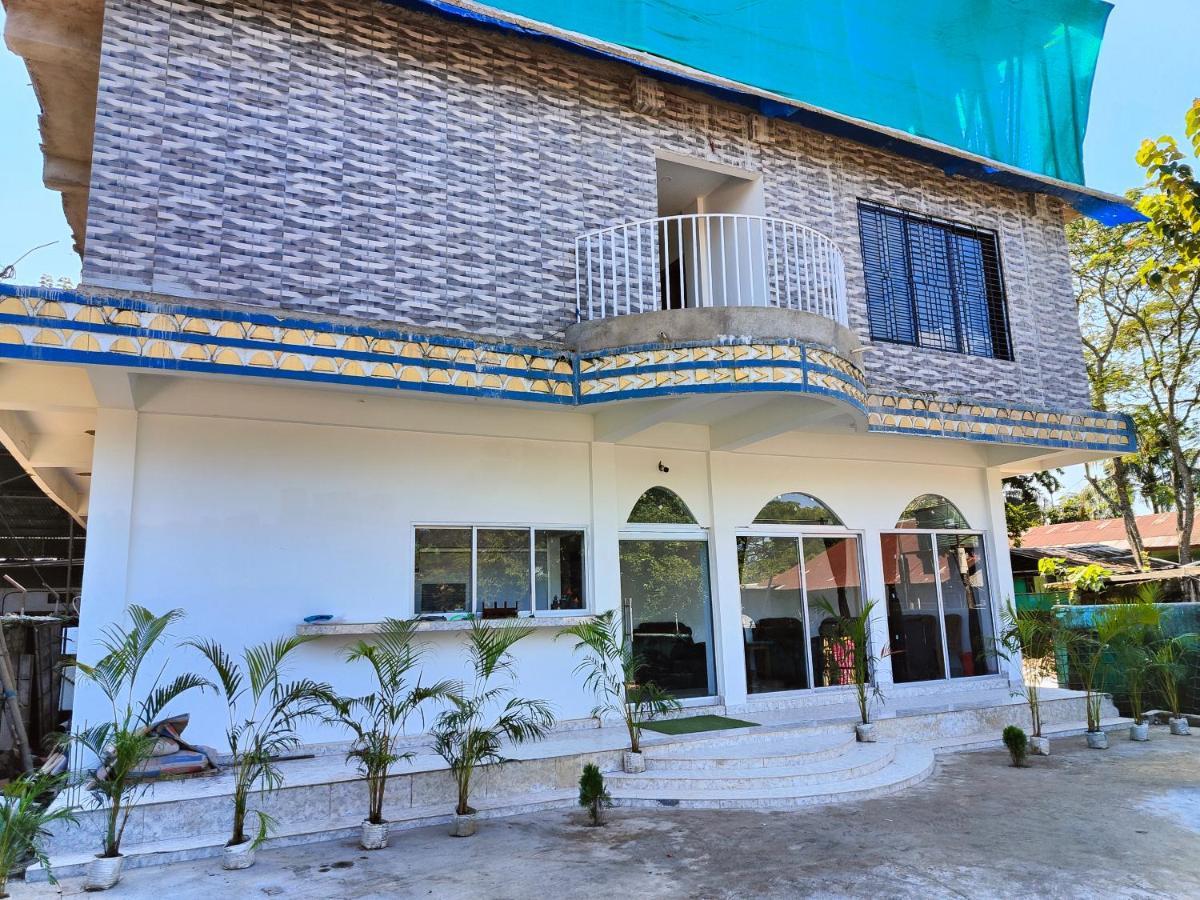 Krazyrooms, Kaziranga Exterior photo