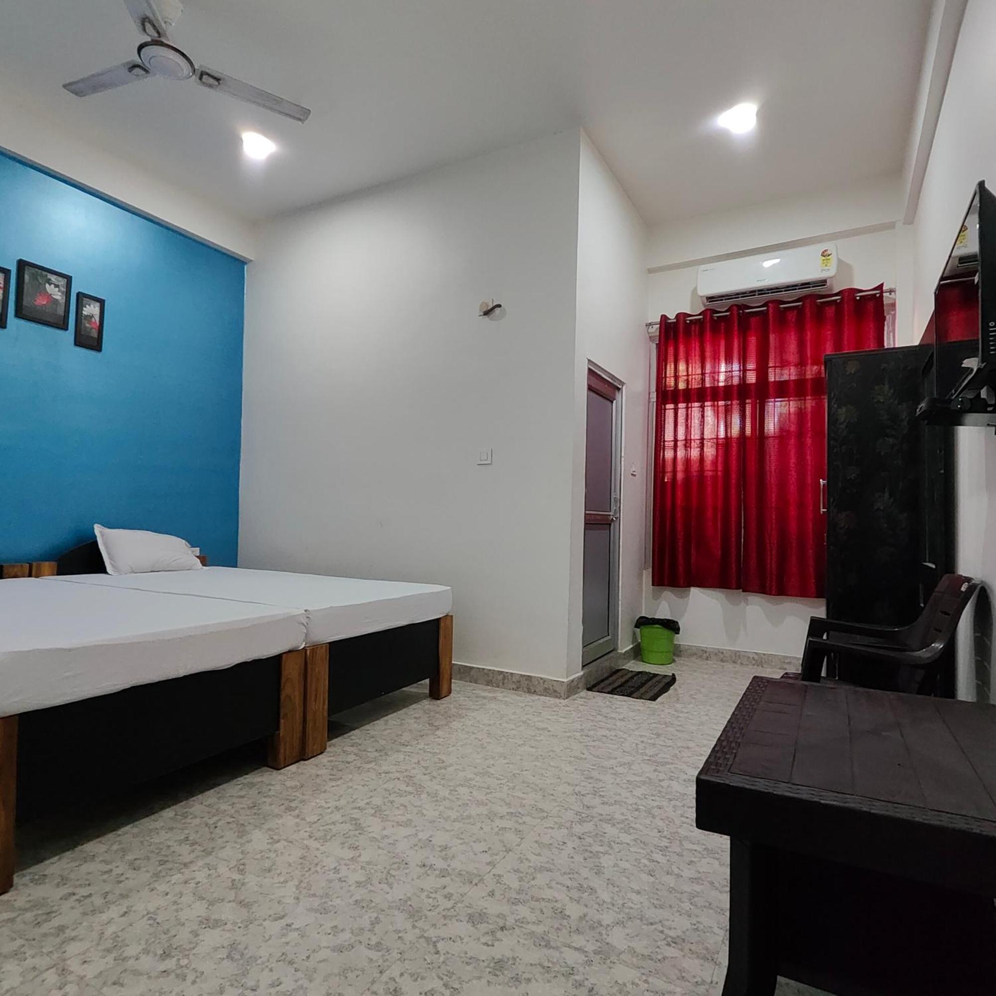 Krazyrooms, Kaziranga Exterior photo